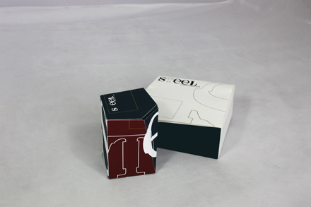 takeout boxes